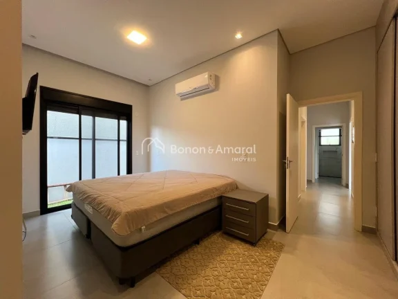 Imagem **Casa à Venda no Residencial Mont Alcino, Estrada da Roncaglia, Valinhos/SP**

Casa Mobiliada e de...