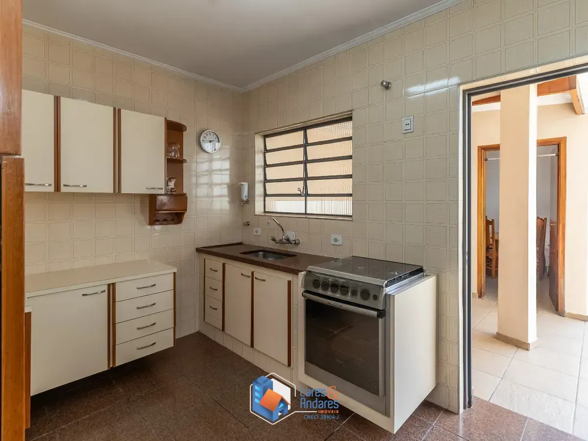 Imagem Casa para venda em Vila Madalena com 3 quartos, sendo 1 suíte, 228m²