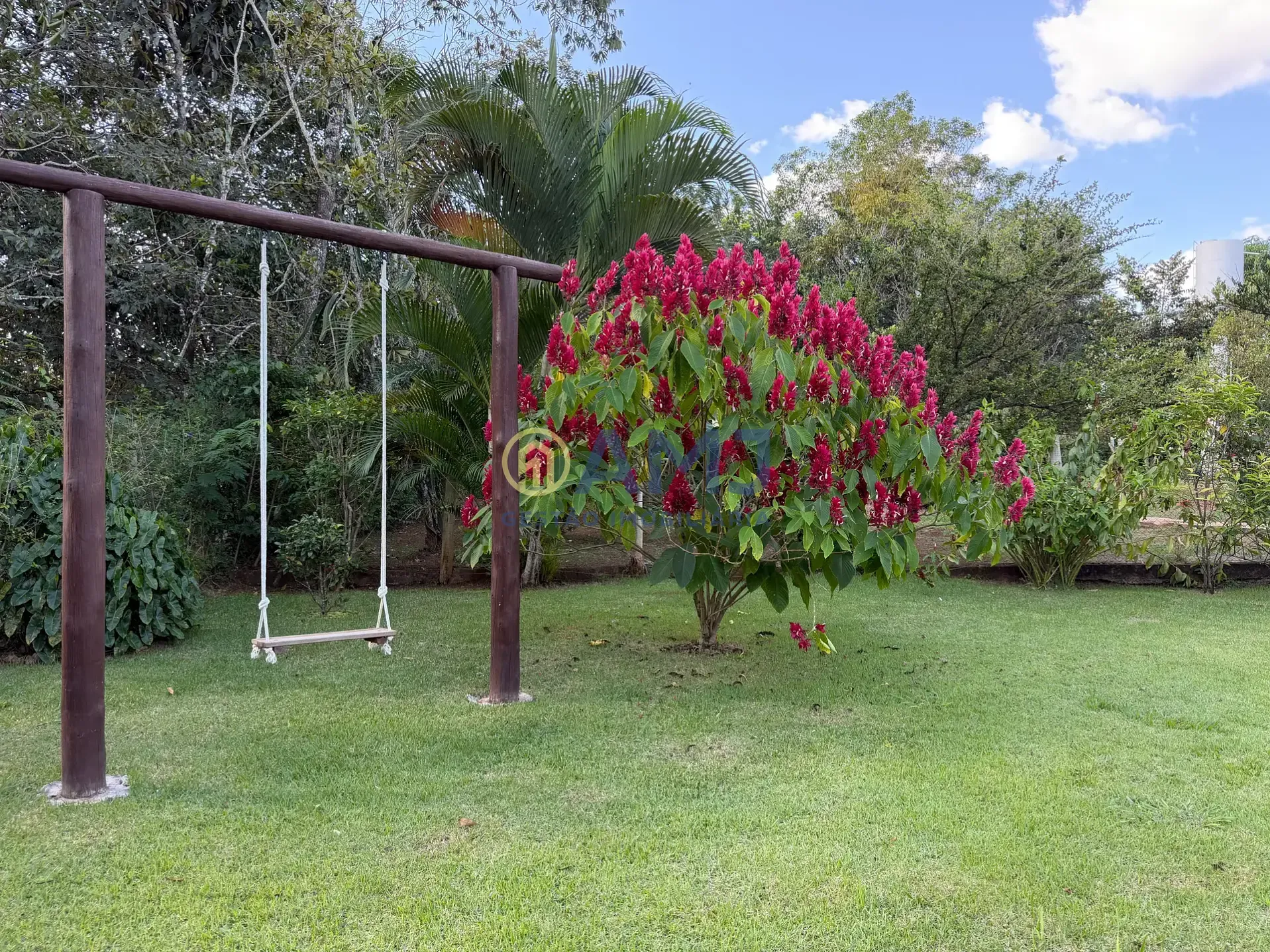 Imagem CHÁCARA À VENDA NO CONDOMÍNIO COUNTRYVILLE - HIDROLÂNDIA/GO