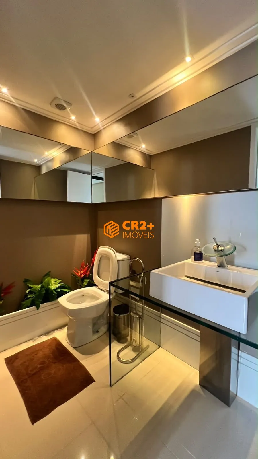 Imagem Vendo apartamento de luxo com 4 suítes no Rosarinho