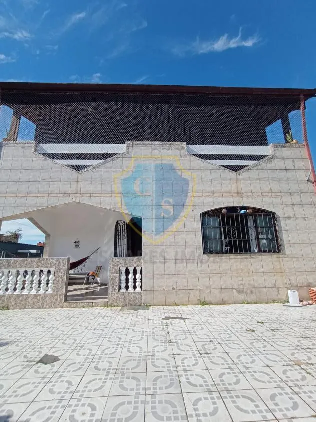 Imagem Casa 3 dorms um Suíte e Piscina