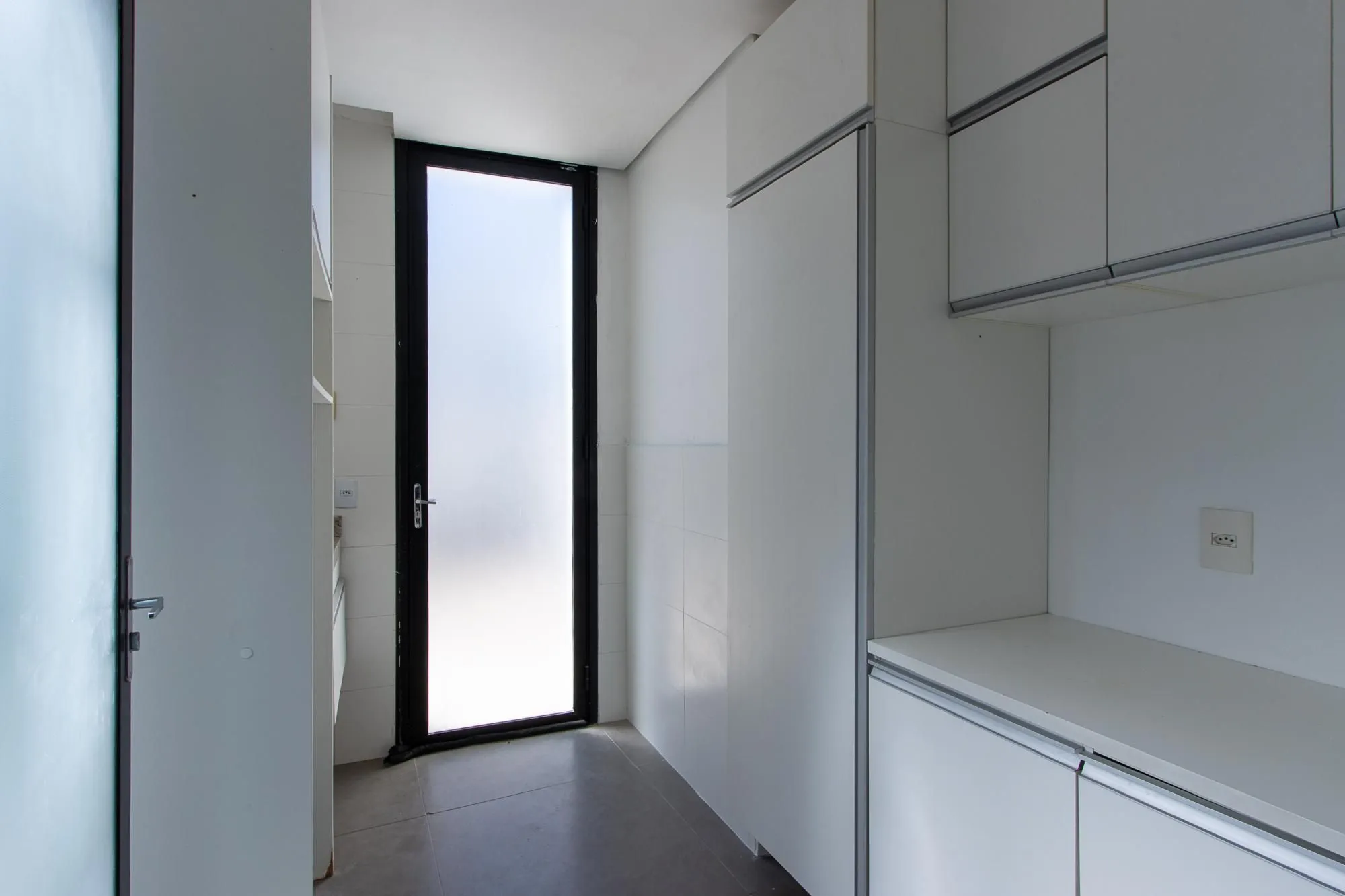 Imagem Casa Condominio - 240.35m², 3 dormitórios, sendo 1 suíte, 2 vagas - Lagos De Nova Ipanema