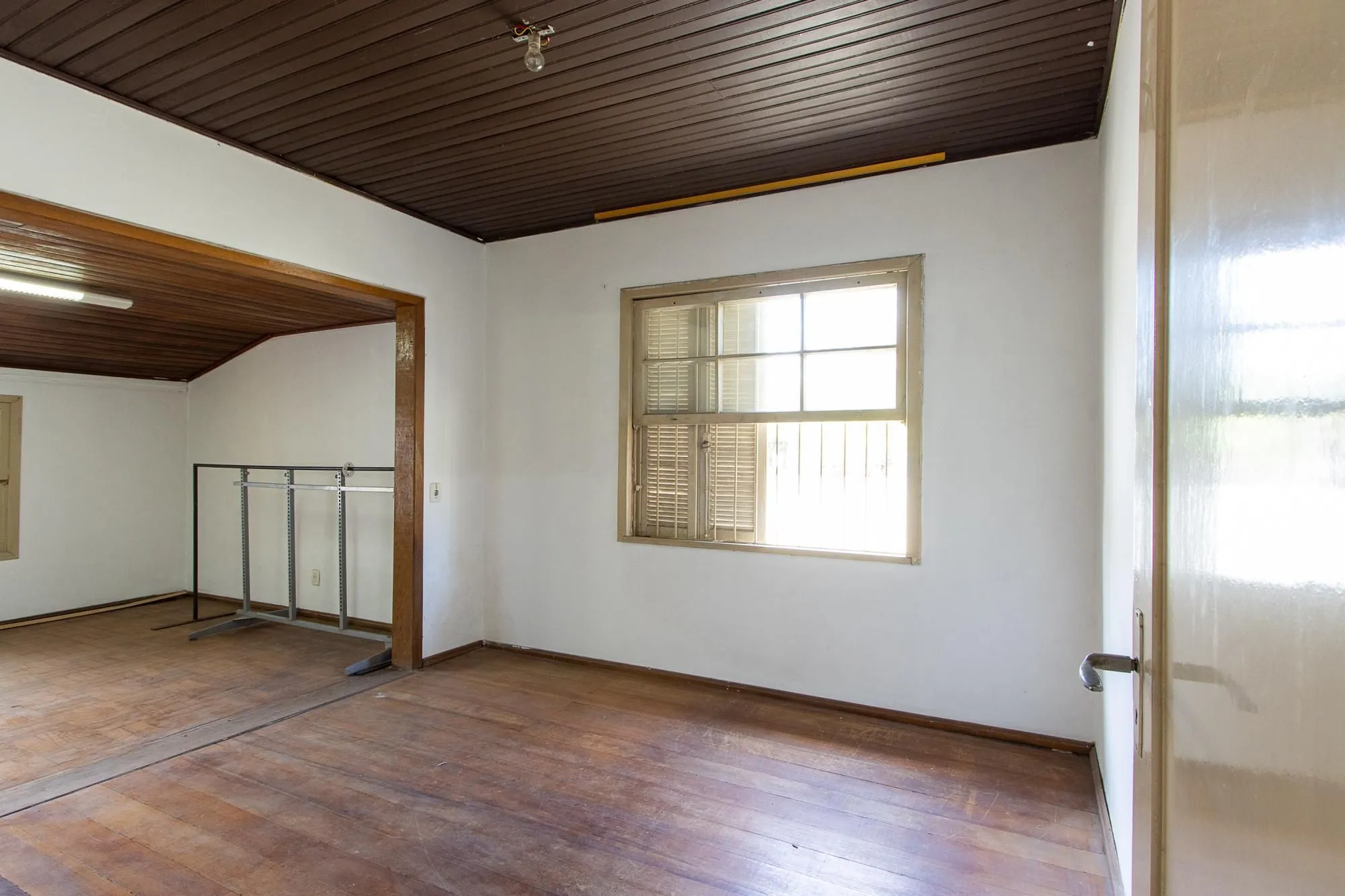 Imagem Casa para Venda - 160m², 3 dormitórios, 3 vagas - Ipanema