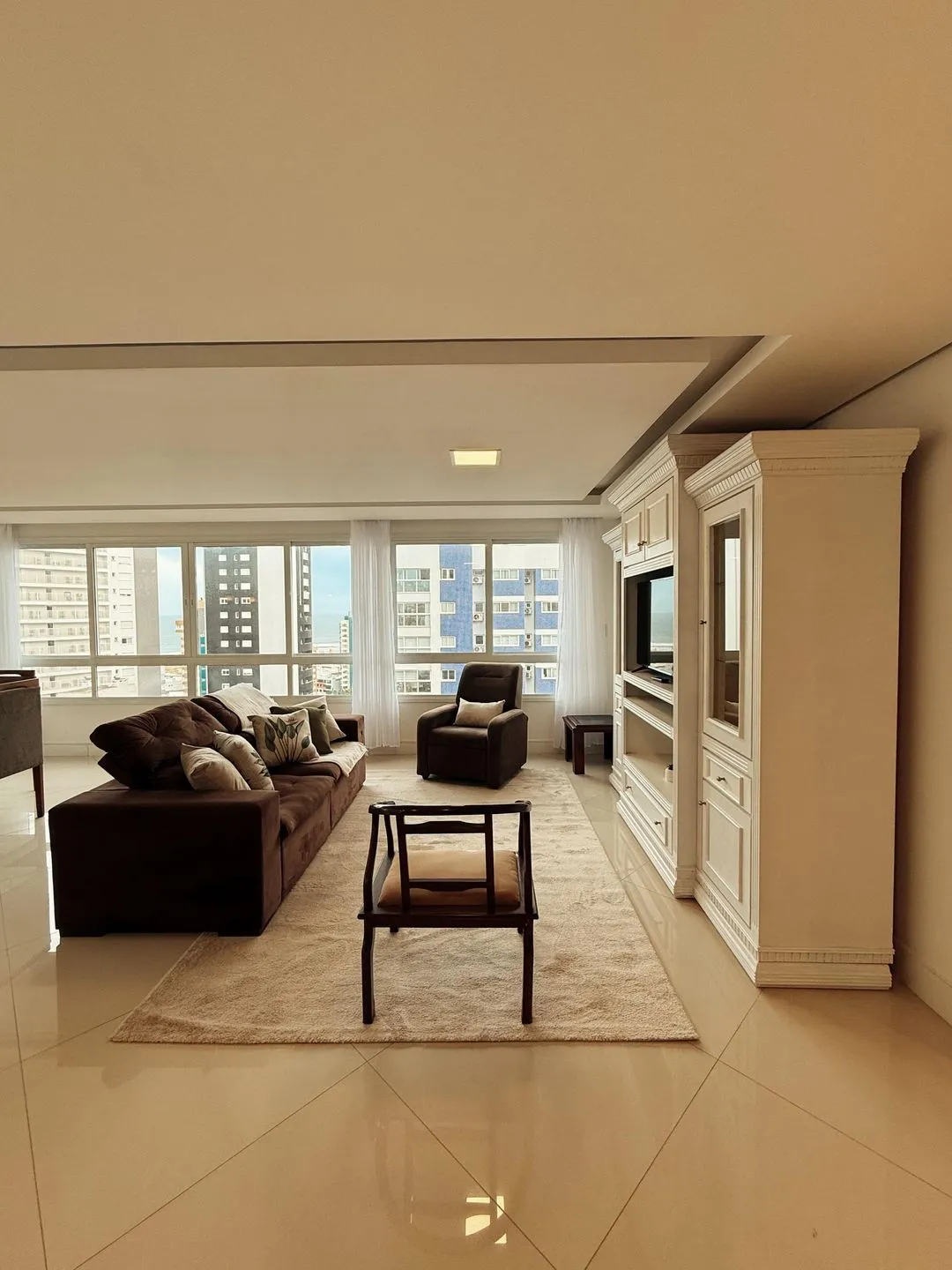 Imagem Apartamento à venda em Torres, Predial, com 3 quartos, 105.23m2
