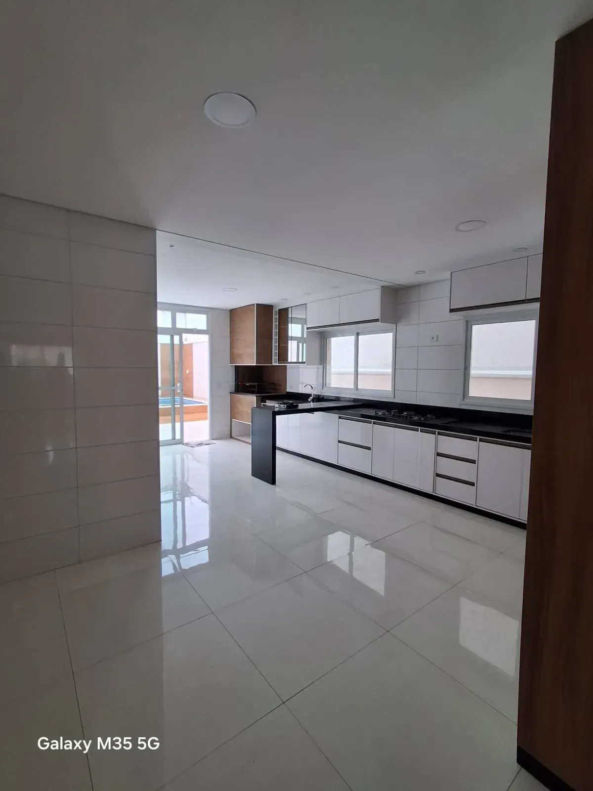 Imagem Sobrado com 3 Quartos à Venda, 217 m² em Jardim dos Ipês - Suzano