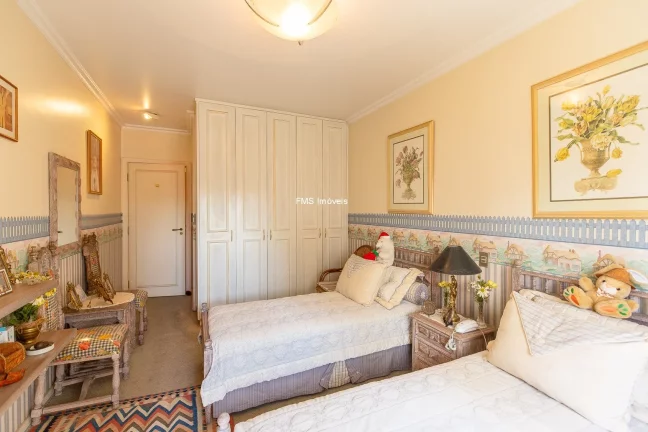 Imagem Apartamento no Campo Belo com 192m²