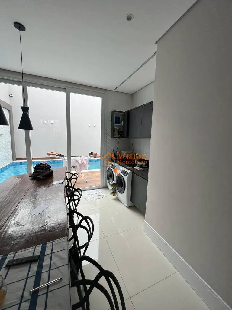 Imagem Casa com 3 dormitórios à venda, 250 m² por R$ 1.914.466,00 - Jardim Adriana - Guarulhos/SP