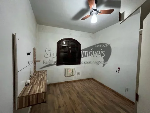 Imagem Casa para venda em São Vicente, 3 dormitórios.