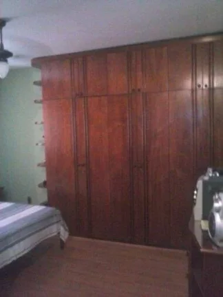 Imagem Excelente casa no melhor ponto do bairro.