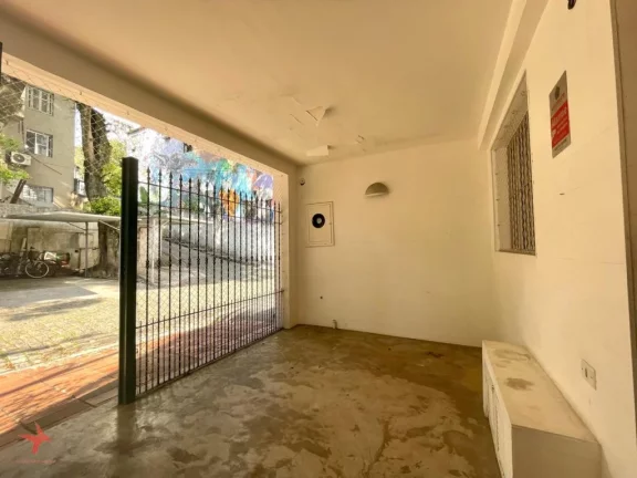 Imagem Imperdível: Casa de vila à venda em Pinheiros, São Paulo-SP, 2 quartos, 1 sala, 2 banheiros, 1 vaga de garagem, 112m² de área.