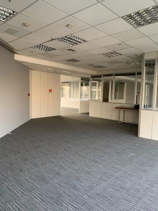 Imagem Conjunto comercial com 373m² na Vila Olímpia.