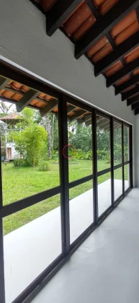 Imagem CASA AMPLA AREJADA E BEM ILUMINADA ,INSERIDA NA MATA ATLANTICA COM 2 PAVIMENTOS TERRENO DE 2000MT A 10 MINUTOS DE CAMBURY/BALEIA
