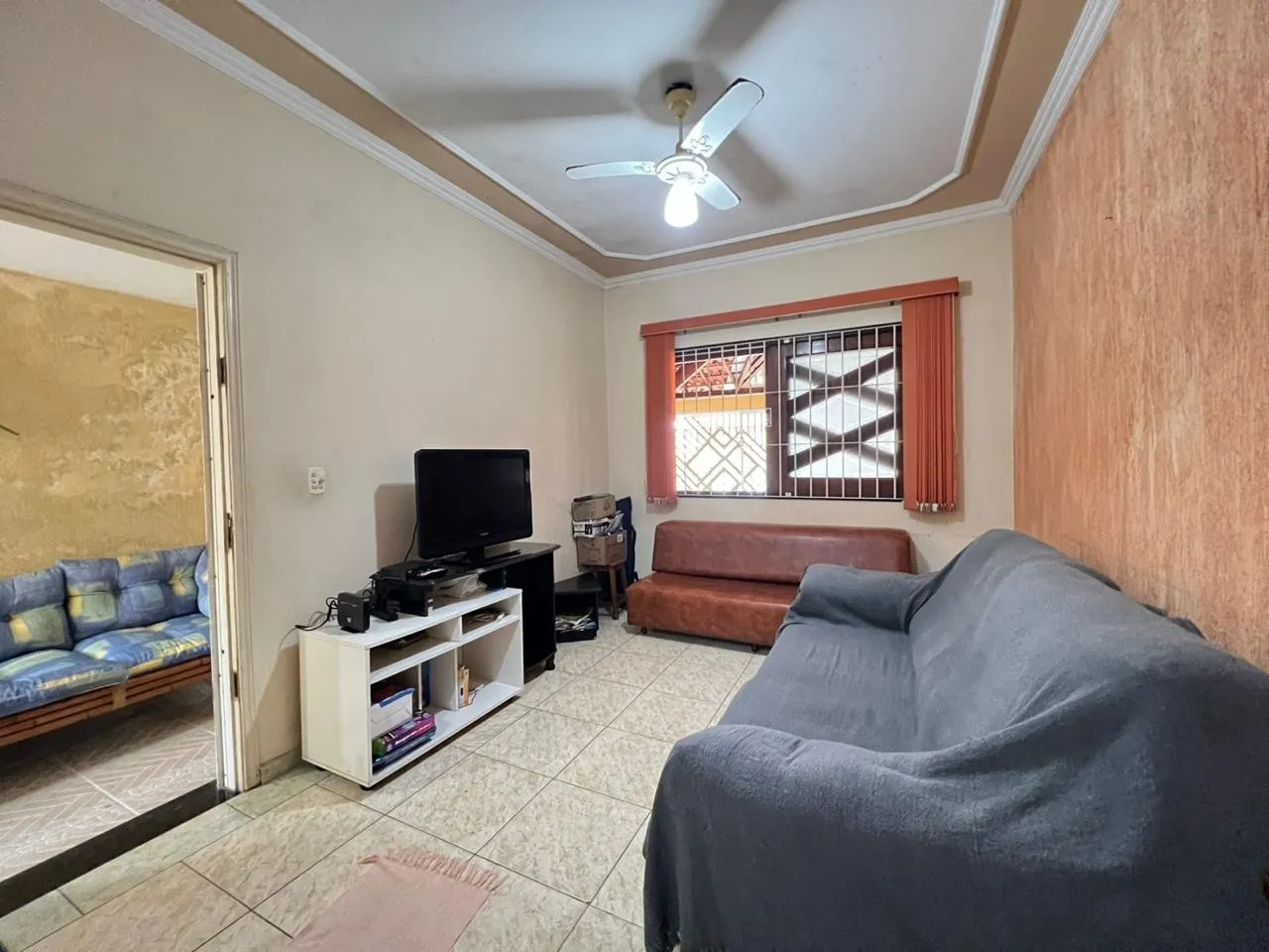 Imagem Casa para Venda em Praia Grande, Caiçara, 2 dormitórios, 1 suíte, 1 banheiro, 2 vagas