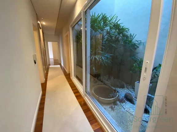 Imagem Casa de Condomínio, 486 m², mobiliado, à Venda em Atibaia