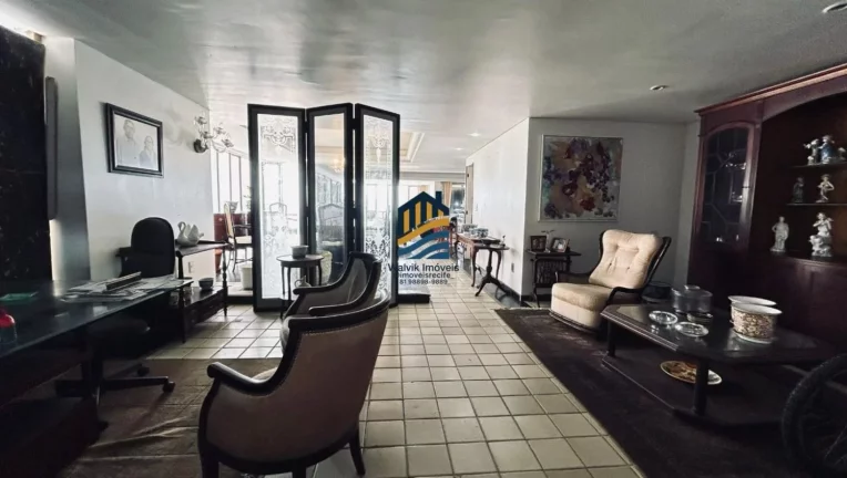 Imagem Vendo Apartamento com 370m na Beira Mar de Boa Viagem!