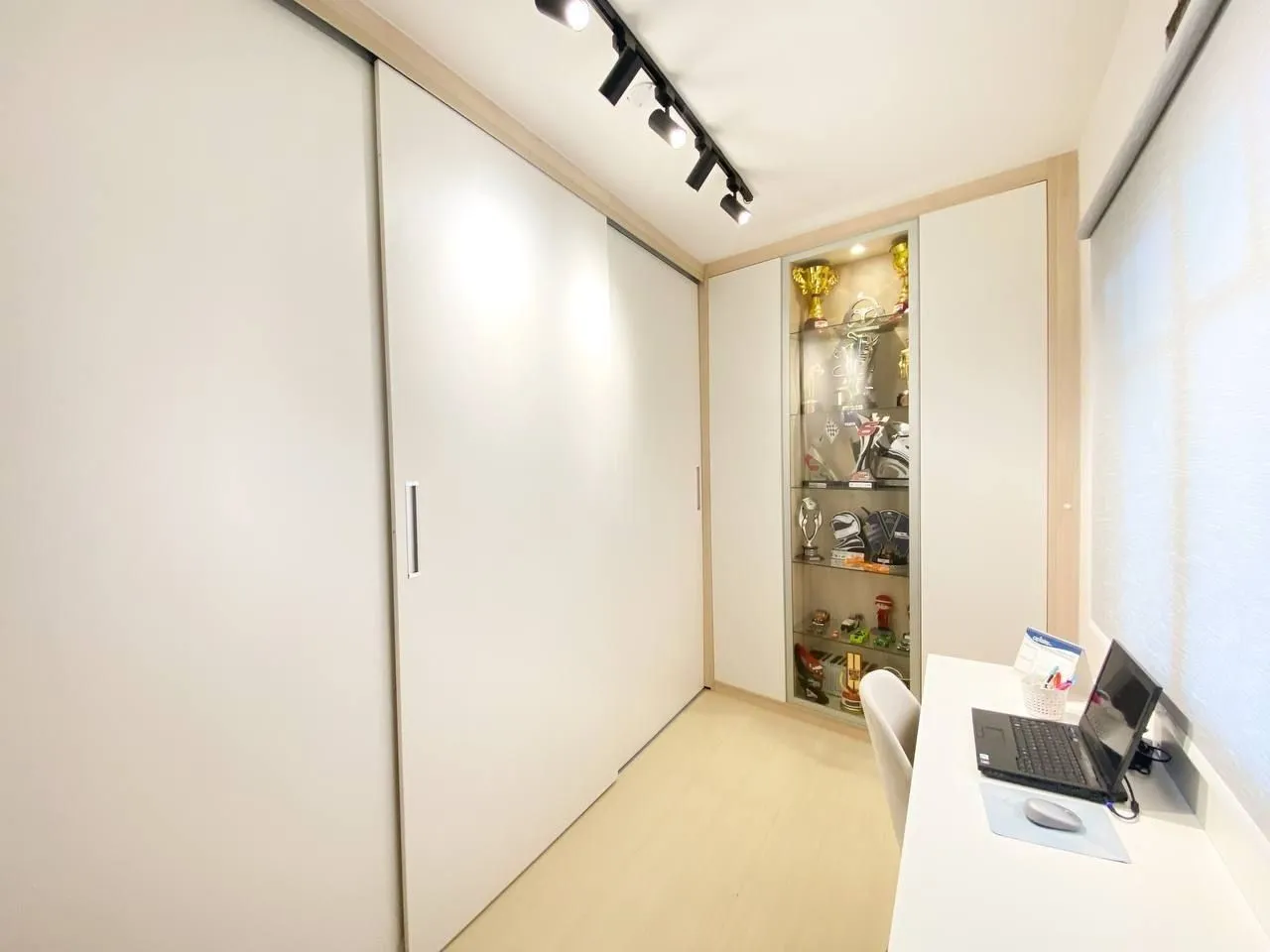 Imagem Casa 3 dorms à venda Avenida Senador Daniel Krieger, Jardim Itu - Porto Alegre