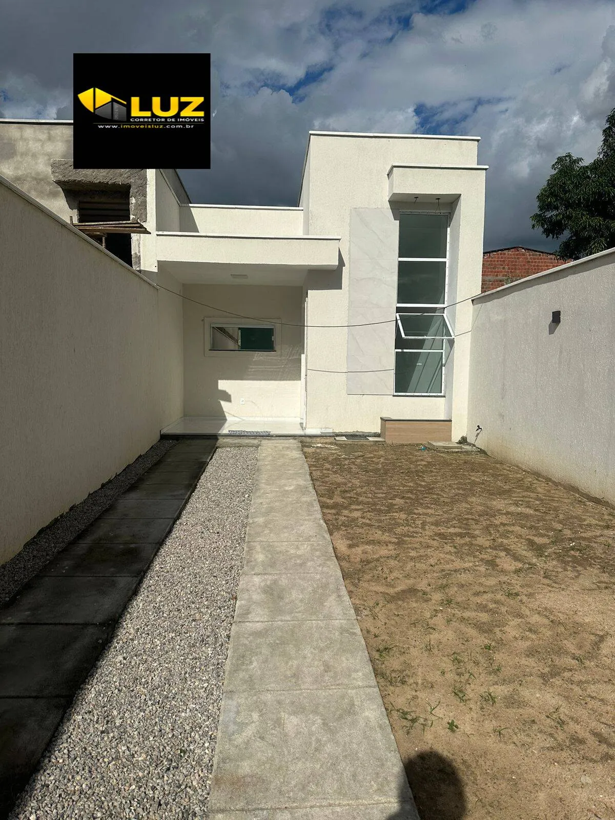 Foto do imóvel Casa Plana 3 quartos, 95m² à venda no melhor da Pajuçara em Maracanaú
