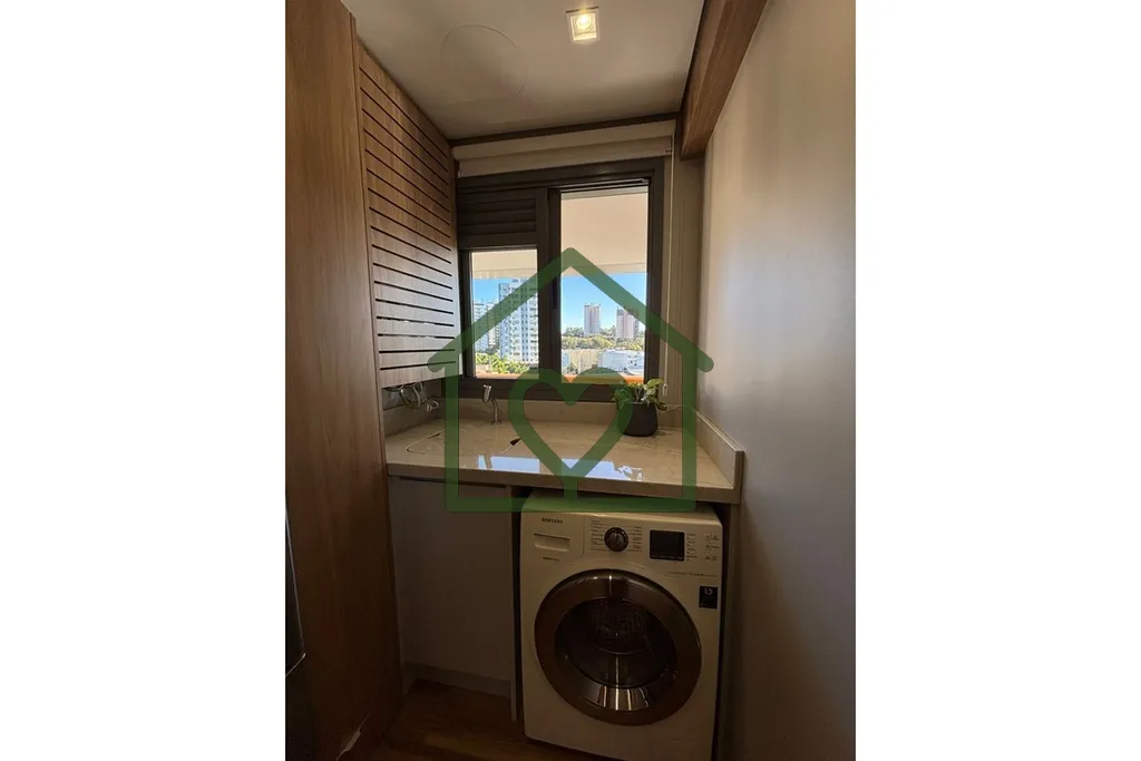 Imagem Excelente apartamento andar alto, 2 dormitórios com sacada, churrasqueira andar alto, 72m2, semi mo...