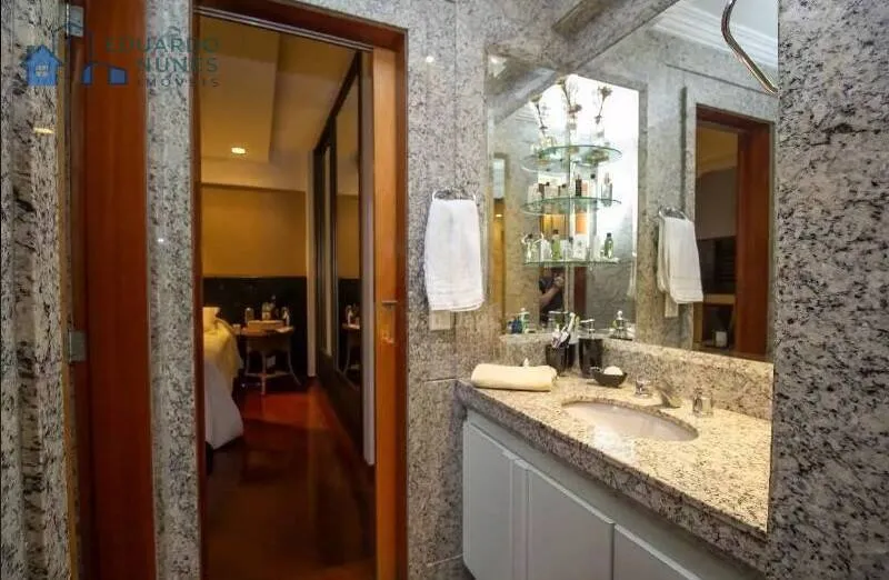 Imagem APARTAMENTO COM 4 QUARTOS, 2 SUÍTES , 05 VAGAS, LAZER NO FUNCIONÁRIOS!!!