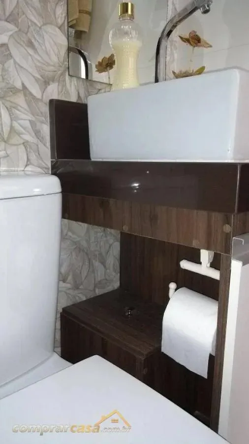 Imagem Casa em Condomínio para Venda em Cabo Frio / RJ no bairro Jardim Flamboyant