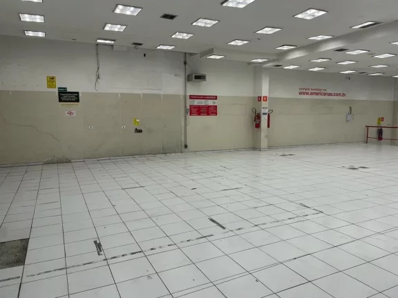 Imagem Salão para alugar, 2000 m² por R$ 80.000/mês - Centro - Mogi das Cruzes/SP