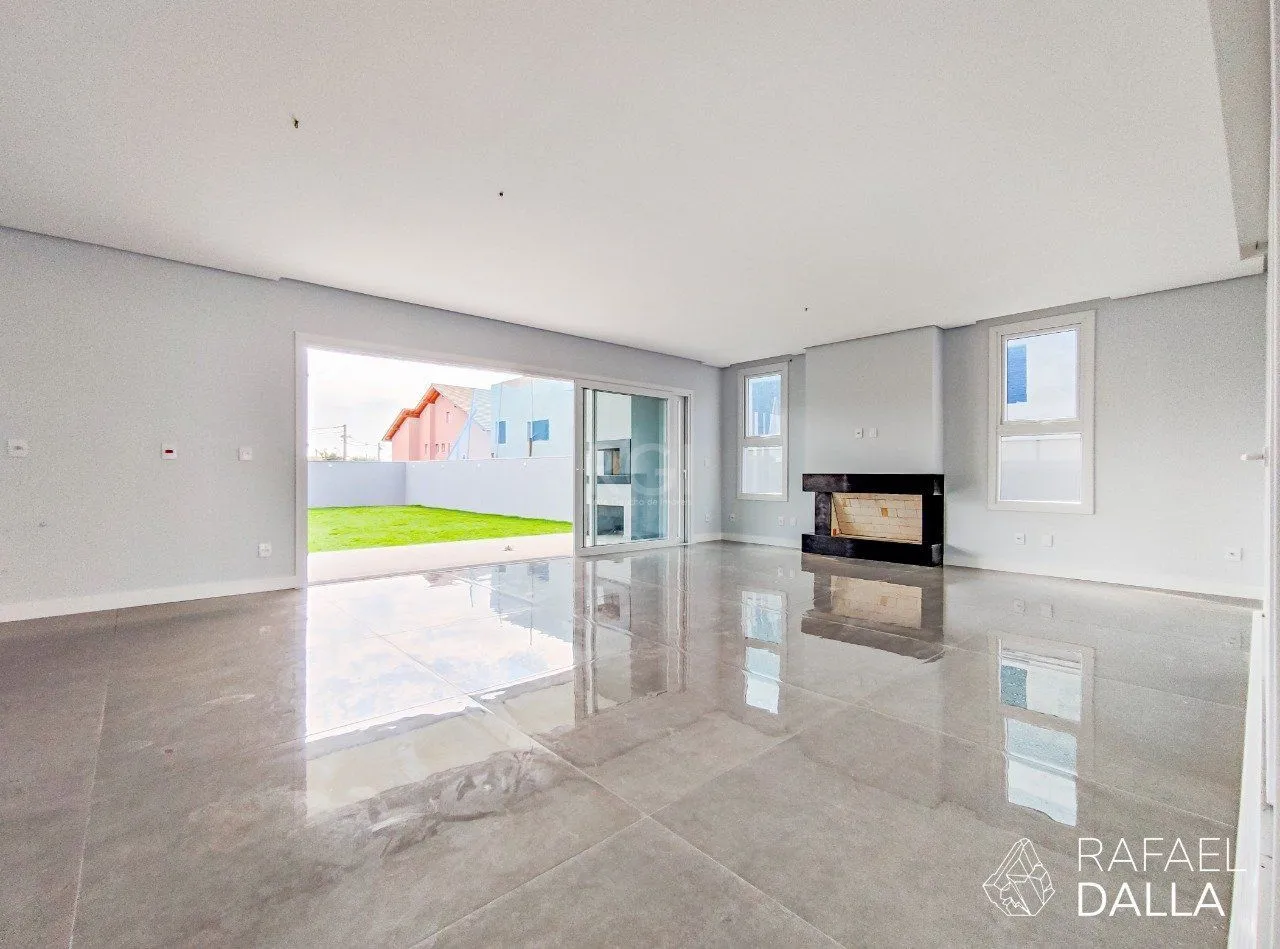 Imagem Casa Condominio para Venda - 293.86m², 4 dormitórios, sendo 4 suites, 3 vagas - Alphaville