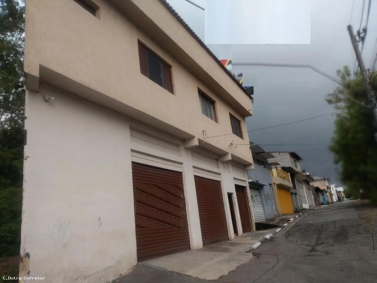 Imagem Sobrado para Venda em Mauá / SP no bairro Vila Noêmia