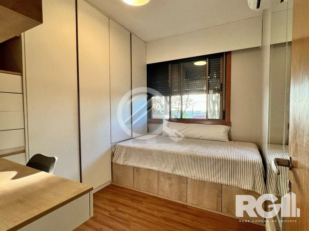 Imagem EXCLUSIVIDADE. Raríssimo apartamento de 3 dormitórios, 104 m² privativos, 2 vagas individuais cob...