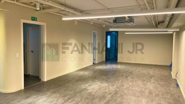 Imagem Prédio Monousuário localizado no privilegiado bairro do Jardim Europa, em uma região de fácil acesso por transporte público e particular. Com um ter