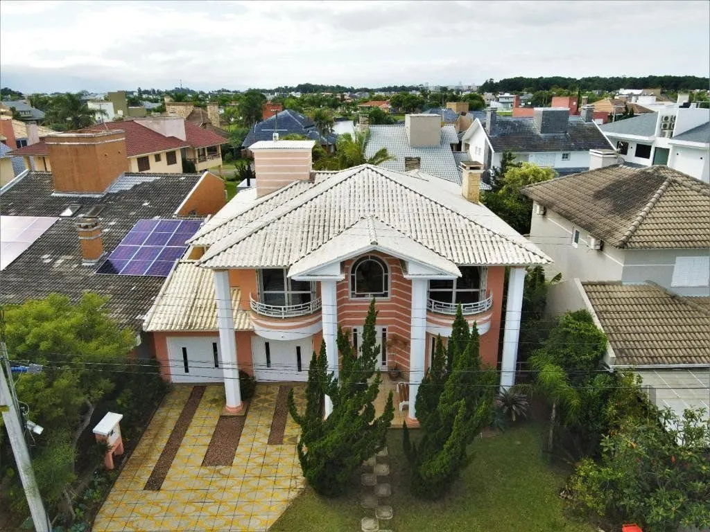 Magnífica casa linda, 360m2 de área construída