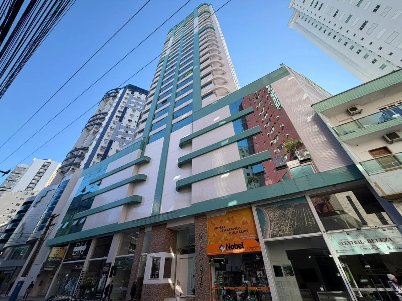 Foto do imóvel Apartamento à venda com 130m2 por R$ 2.900.000,00