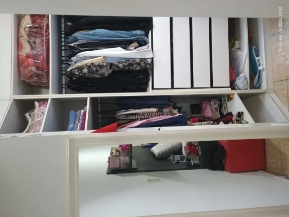 Imagem "Esse sobrado é tipo 2 em 1: casa linda + espaço pra ganhar dinheiro!"