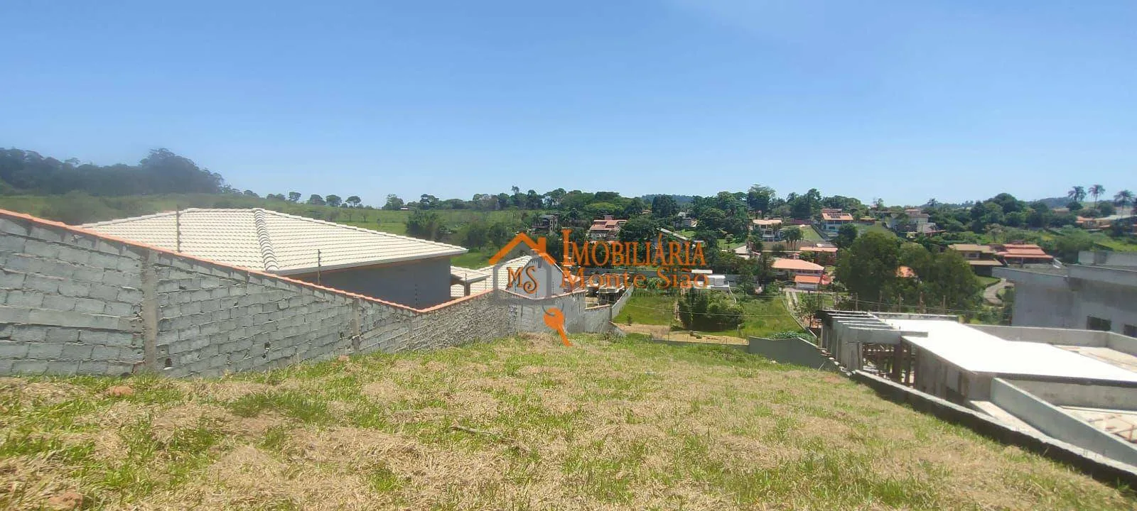 Imagem Terreno à venda, 1118 m² por R$ 400.000,00 - Pinheirinho - Atibaia/SP
