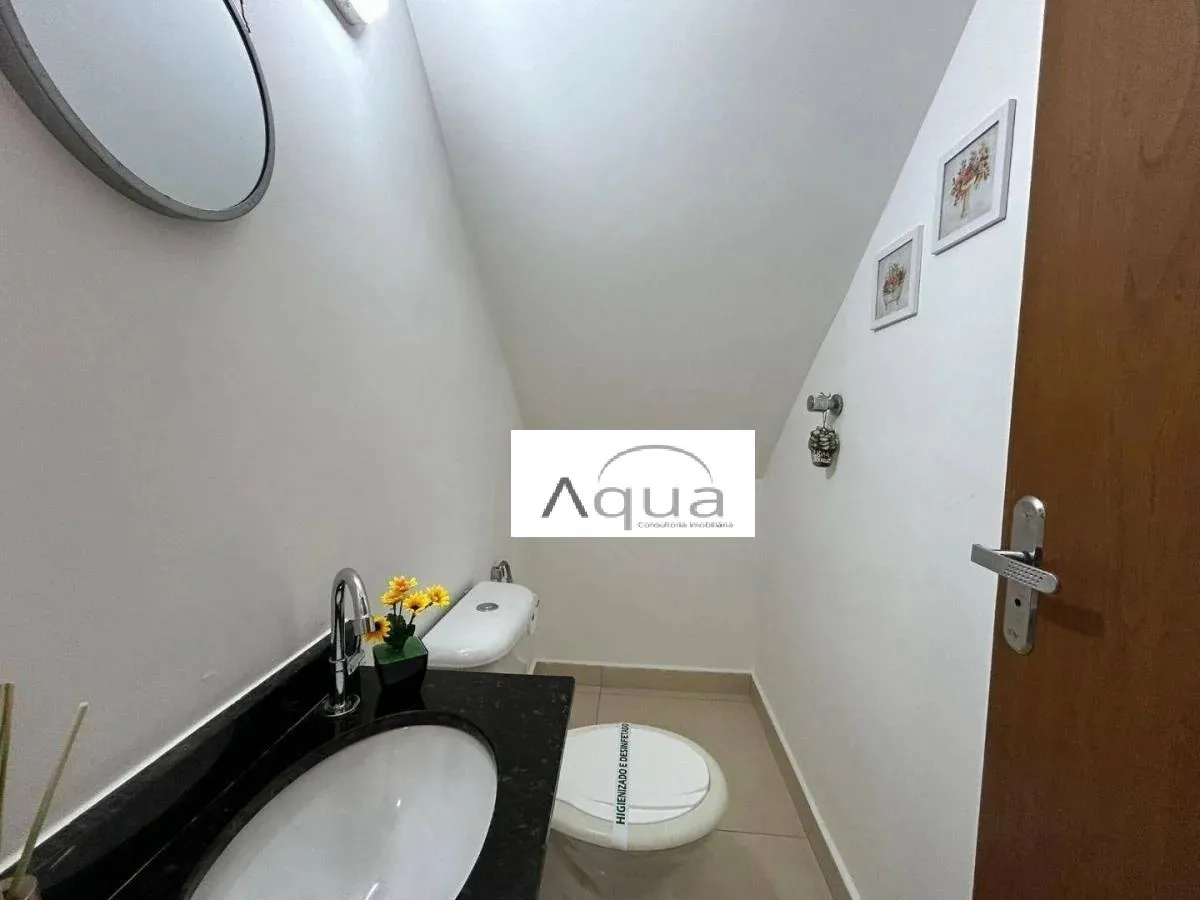 Imagem Casa para Venda em Mongaguá, Plataforma, 2 dormitórios, 2 suítes, 1 banheiro, 1 vaga