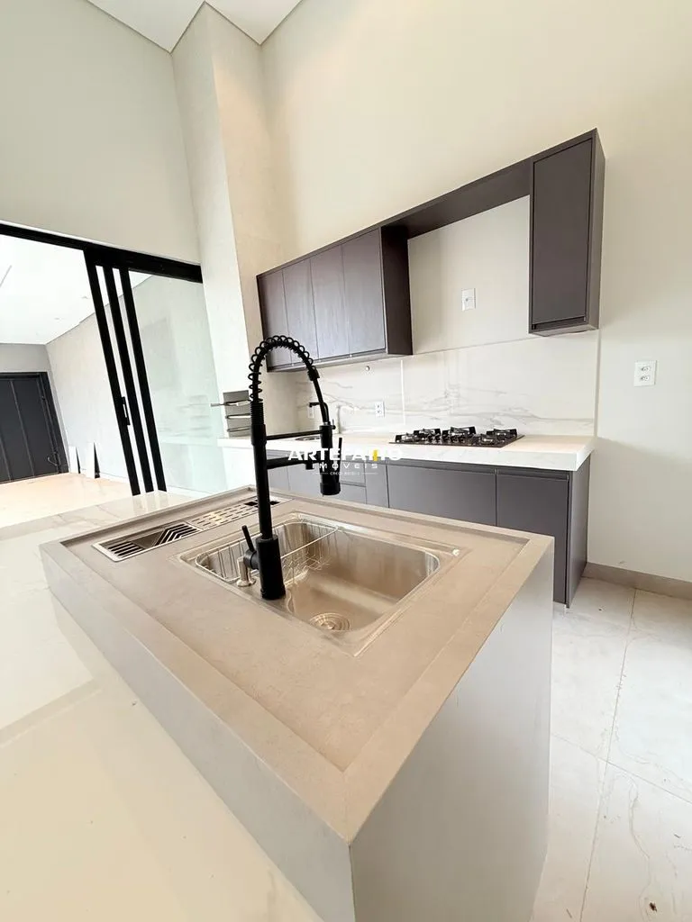 Foto do imóvel Casa à venda em Franca, Residencial Meireles, com 3 quartos, 140m2 em Rua Professora Severina Tostes Meirelles