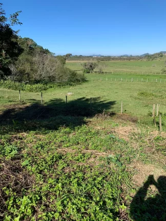 Imagem Oportunidade Única: Terreno à Venda no Bairro Ambrósio, Garopaba-SC - 360m²!