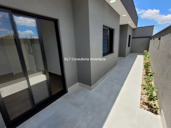 Imagem Linda Casa a Venda 3 Suítes com Piscina, Condomínio Laguna Indaiatuba SP