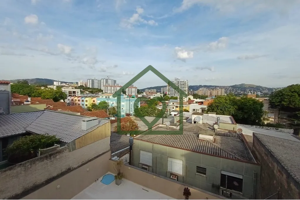 Imagem Localizada no acolhedor bairro Jardim do Salso, esta belíssima residência de 318 m² de área úti...
