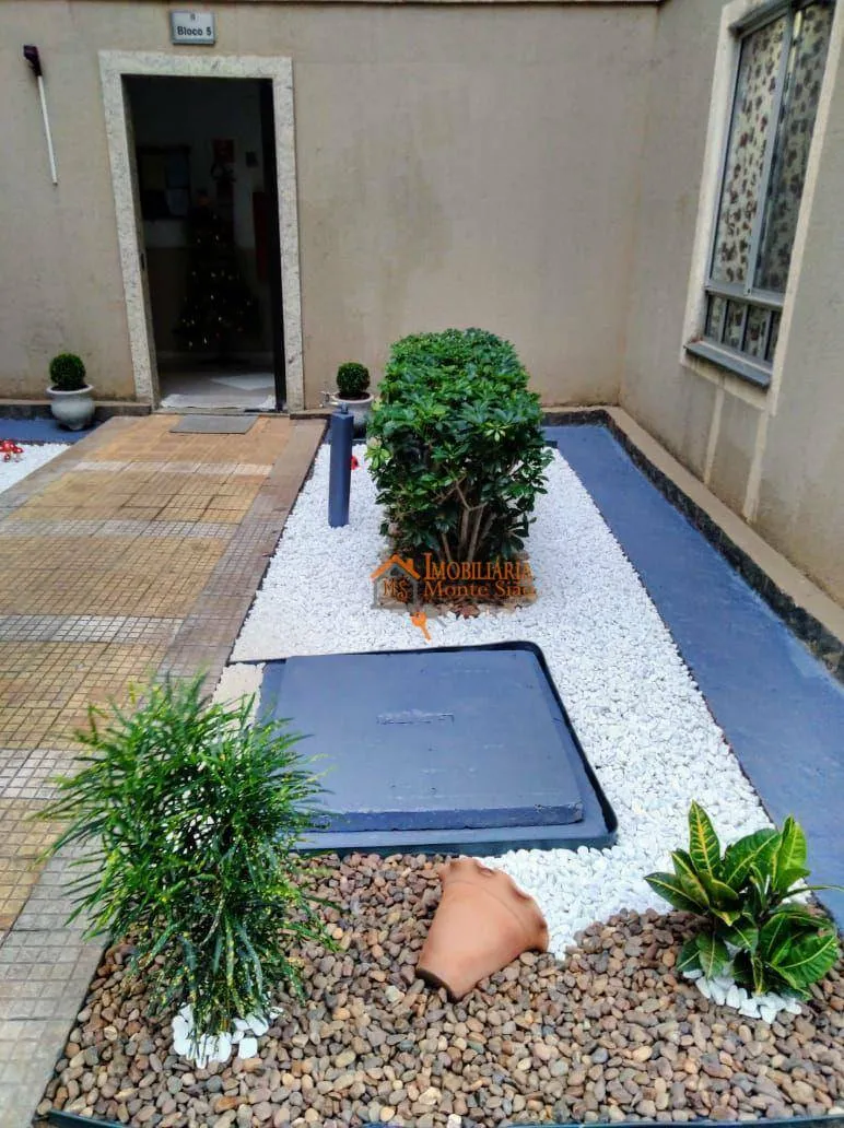 Imagem Apartamento com 2 dormitórios para compra no Condominio Parque Santa Cecilia , 45 m² por R$ 255.000 - Água Chata - Guarulhos/SP