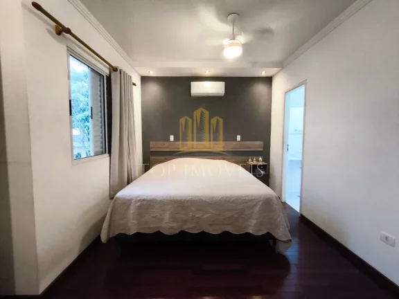 Imagem Maravilhosa casa três dormitórios suíte espaço gourmet em condominio fechado