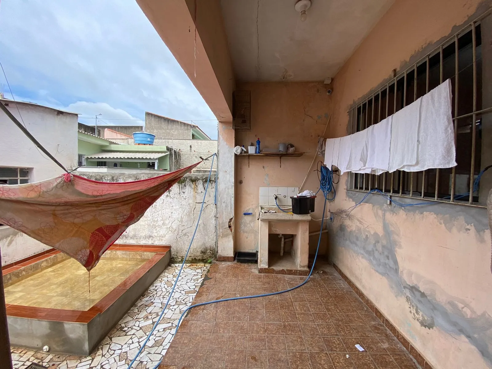 Imagem Oportunidade única: Casa comercial à venda em Votorantim-SP, 2 quartos, 1 sala, 1 vaga, 167m².