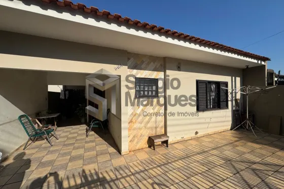 Foto do imóvel Casa à venda - 138m² - Zona IV, Umuarama-PR