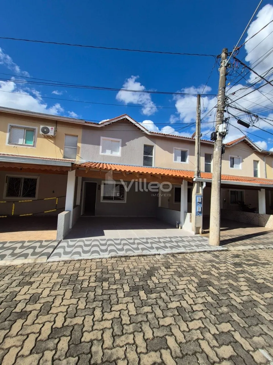 Imagem Se você procura segurança, conforto e excelente custo-benefício, este lindo sobrado no Residencia...