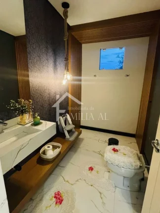 Imagem Sobrado Averbado no Iririú com 347m²