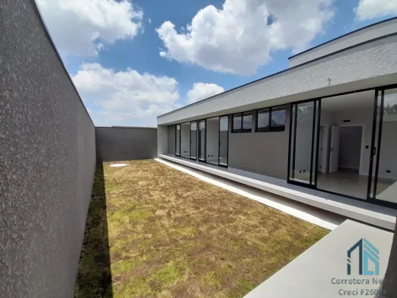Foto do imóvel Casa térrea com terreno amplo, 03 suítes, 03 vagas em São José dos Pinhais PR