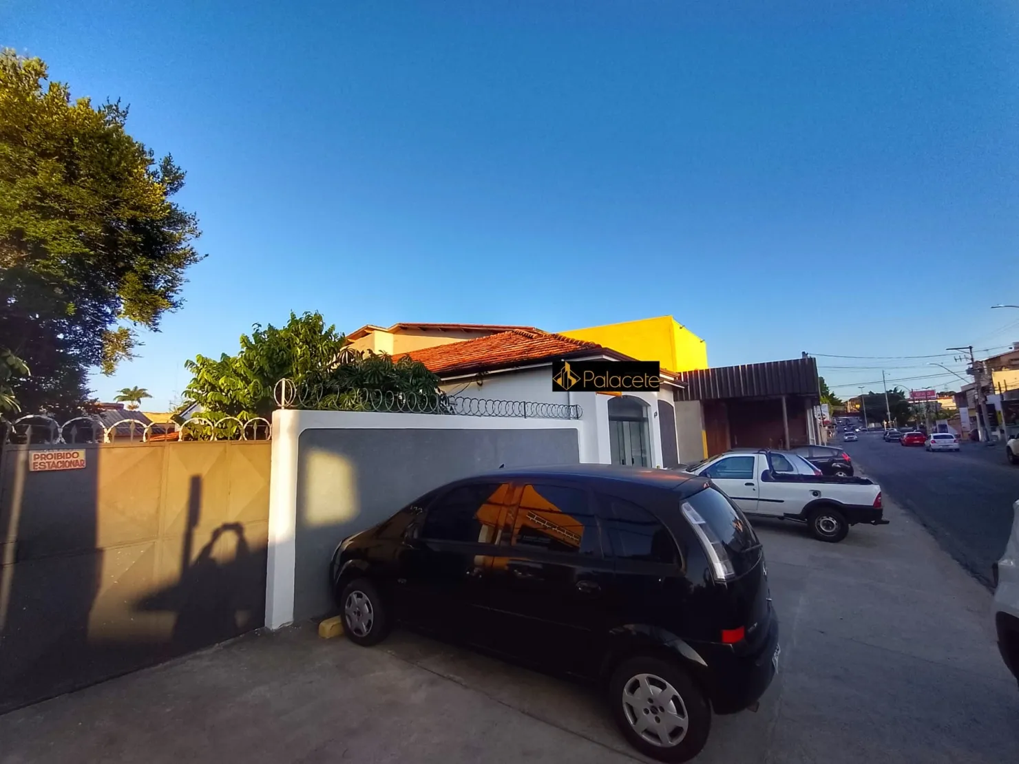 Imagem Comercial para Locação 4 Quartos, Vila São Geraldo, Taubaté - SP