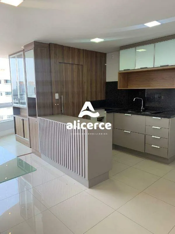 Imagem Apartamento Duplex à venda com 129m² l 3 quartos l 3 suítes l Vista Mar l Estreito - Florianópolis/SC