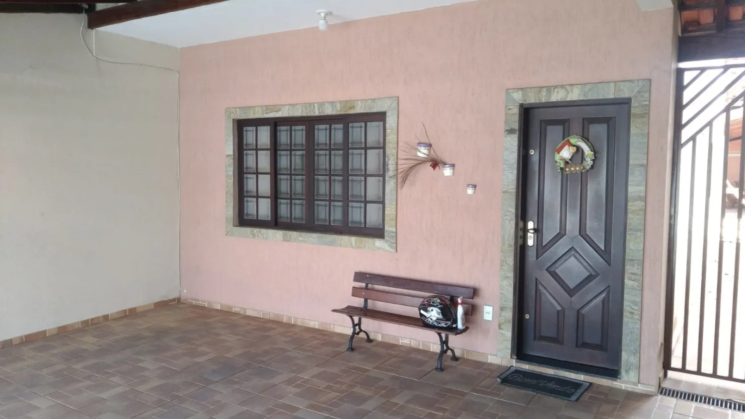 Foto do imóvel Casa à venda 2 Quartos, 2 Vagas, 210M², Cidade Industrial, Lorena - SP