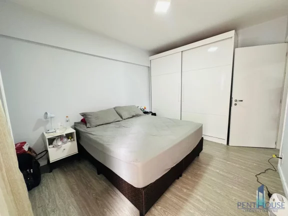 Imagem Apartamento com Terraço para Venda em Balneário Camboriú, CENTRO, 2 dormitórios, 1 banheiro, 1 vaga