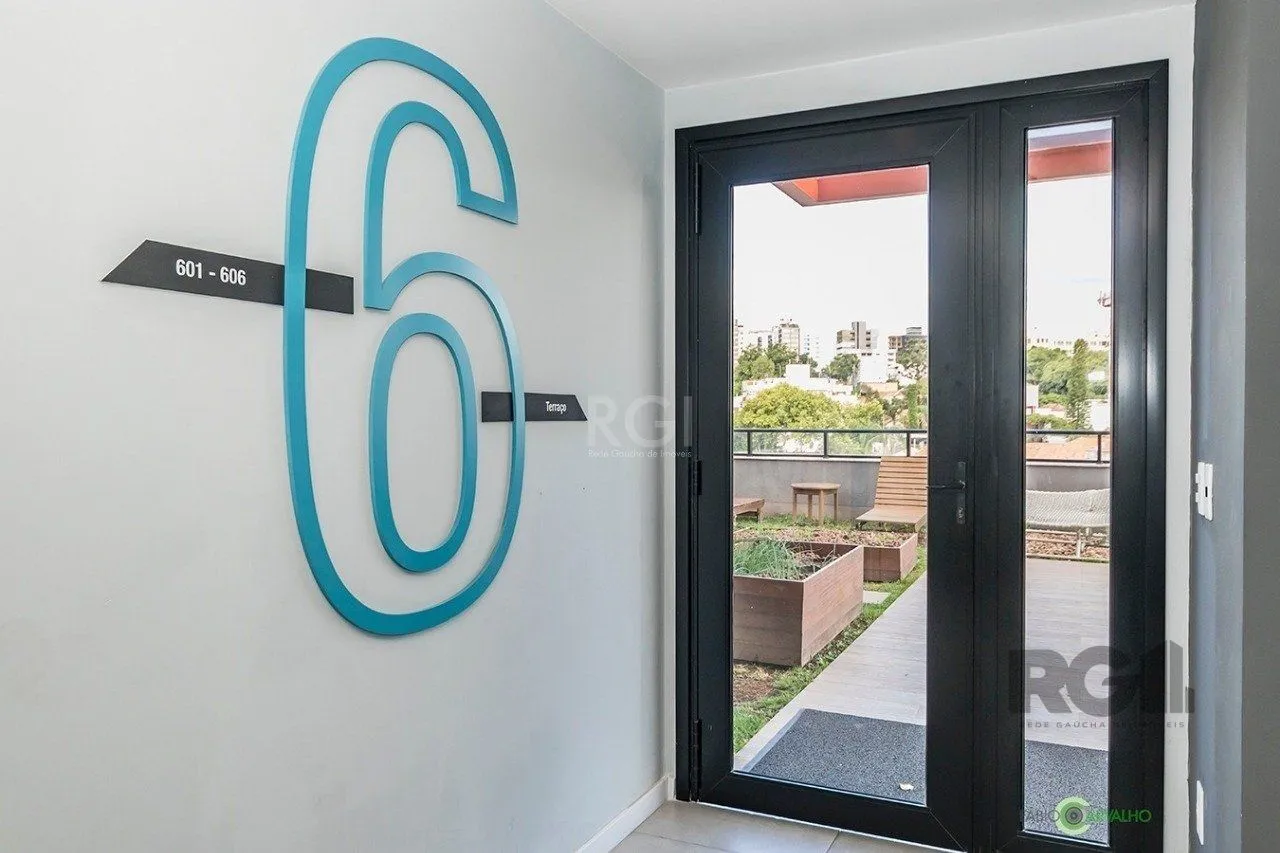Imagem APARTAMENTO 1 DORMITÓRIO, SUÍTE, 2 VAGAS DE GARAGEM, BAIRRO FLORESTA, PORTO ALEGRE/RS